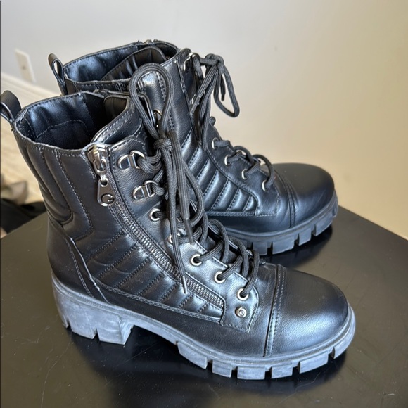 GBG Black Quilted Lace-Up Ankle Boots - Picture 15 of 17